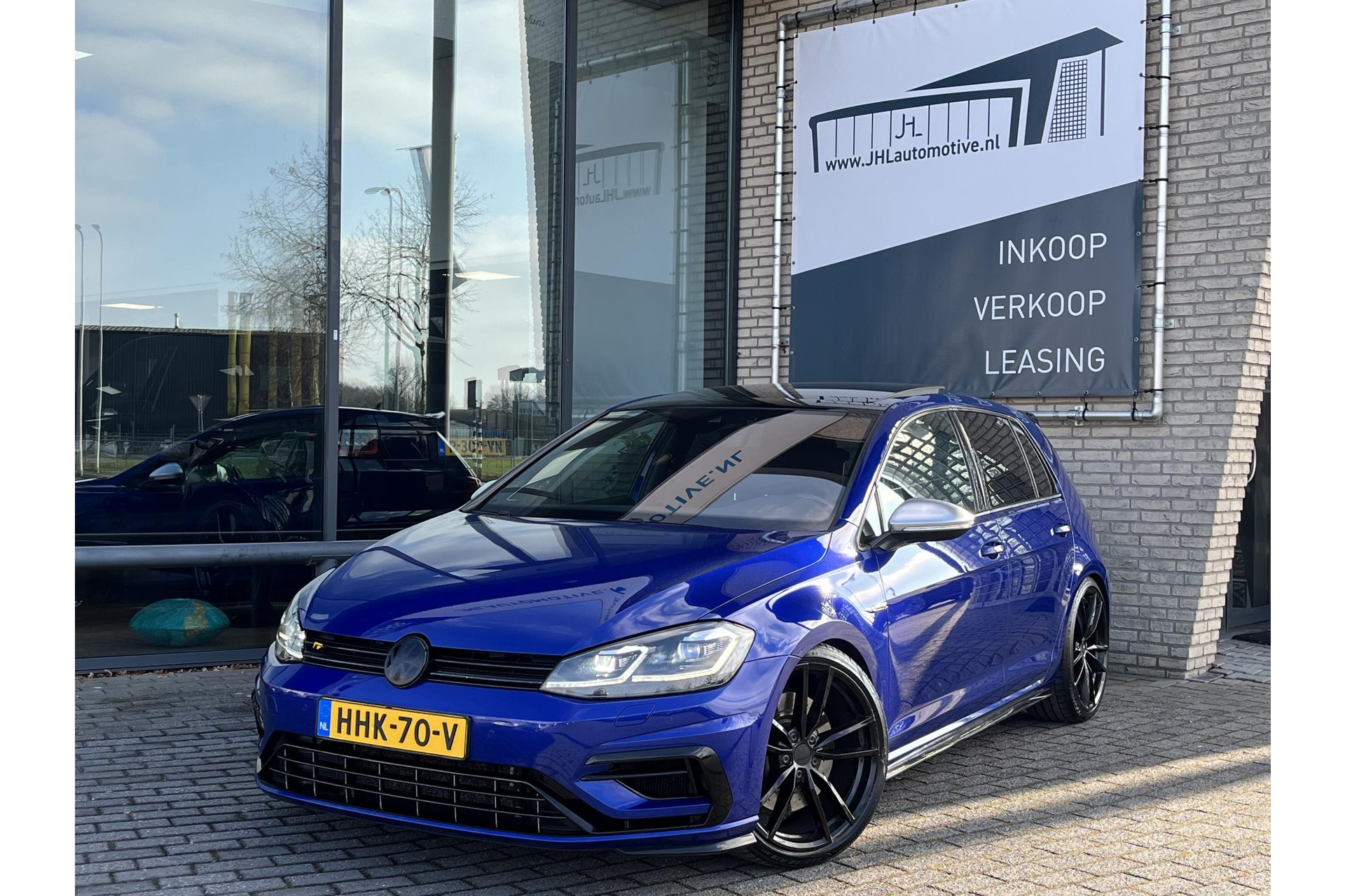 Volkswagen Golf *4Motion R*DYNAUDIO*440PK*AKRA*PANO*MAXTON*ACC*CAM